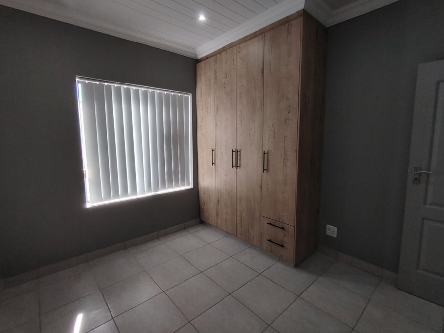 4 Bedroom Property for Sale in Island View Western Cape